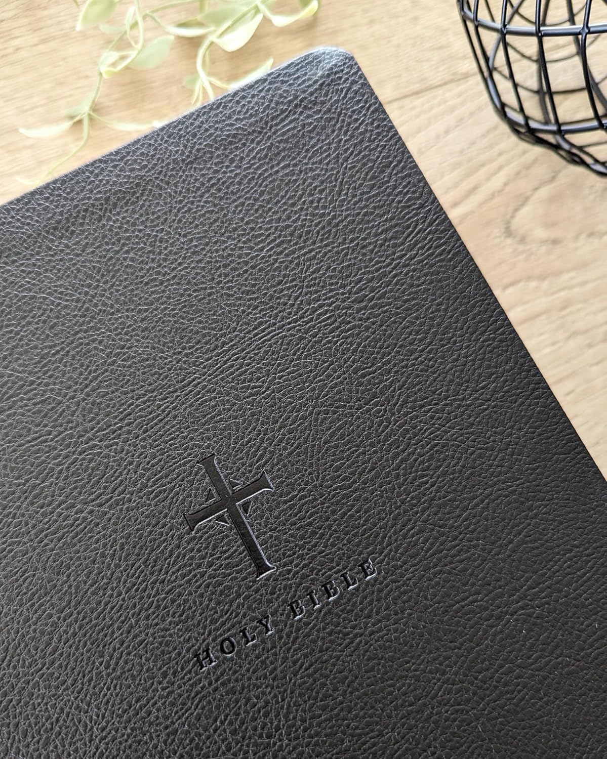 NLT Large Print Premium Value Thinline Bible, Filament Enabled (LeatherLike, Black Cross)