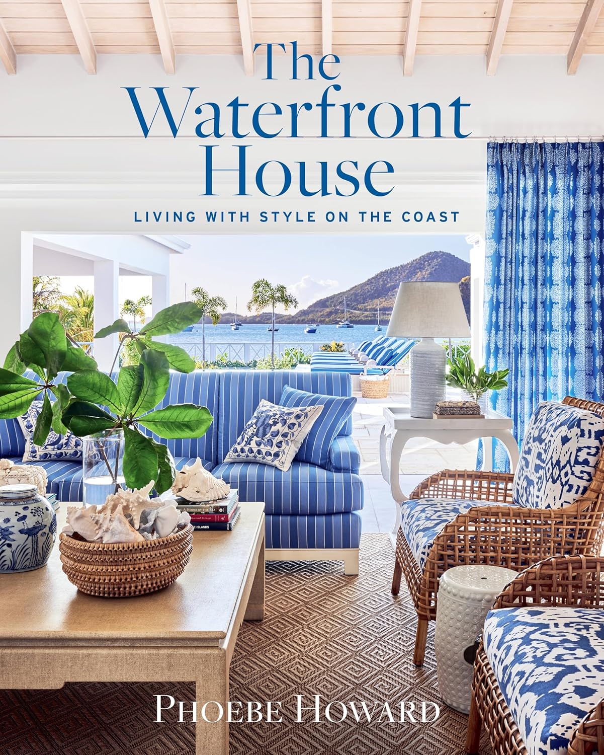 Waterfront House: Living with Style on the Coast