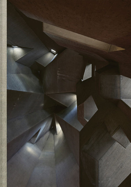 Steffen Kunkel: Search for the Indefinite: Gottfried Bohm and the Pilgrimage Church Mary, Queen of Peace