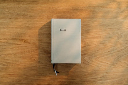 NIV Lectio Bible: A simple, ancient way to read the library of Scripture, Cloth over Board: The Practicing the Way edition with an introduction by John Mark Comer